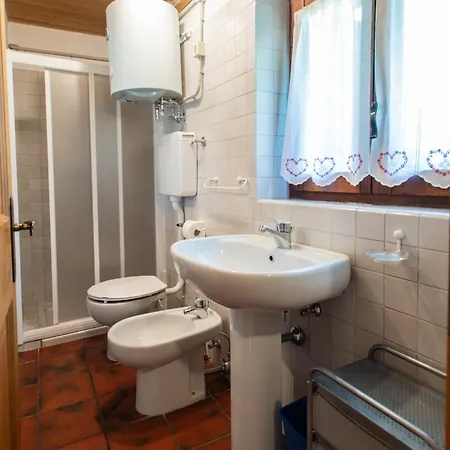 Tomaselli Chalet *